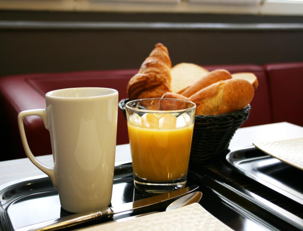 Hotel Amarys Simart 파리 외부 사진